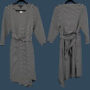 LANE BRYANT- WOMENS BLACK/WHITE STRIPE ASYMETRIC 3/4 SLEEVE DRESS SIZE 26/28